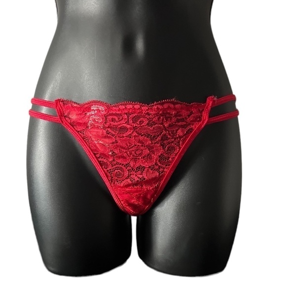 French Affair Lingerie Set - Picture 2 of 3